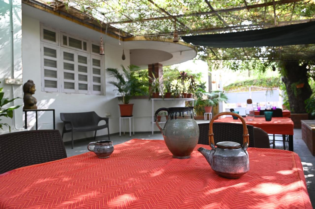 Srinekatan Heritage Villa Homestay أحمد أباد المظهر الخارجي الصورة