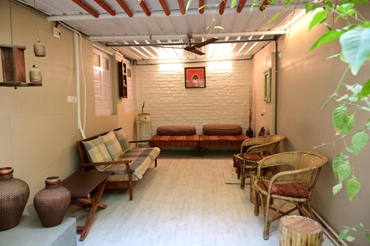 Srinekatan Heritage Villa Homestay أحمد أباد المظهر الخارجي الصورة