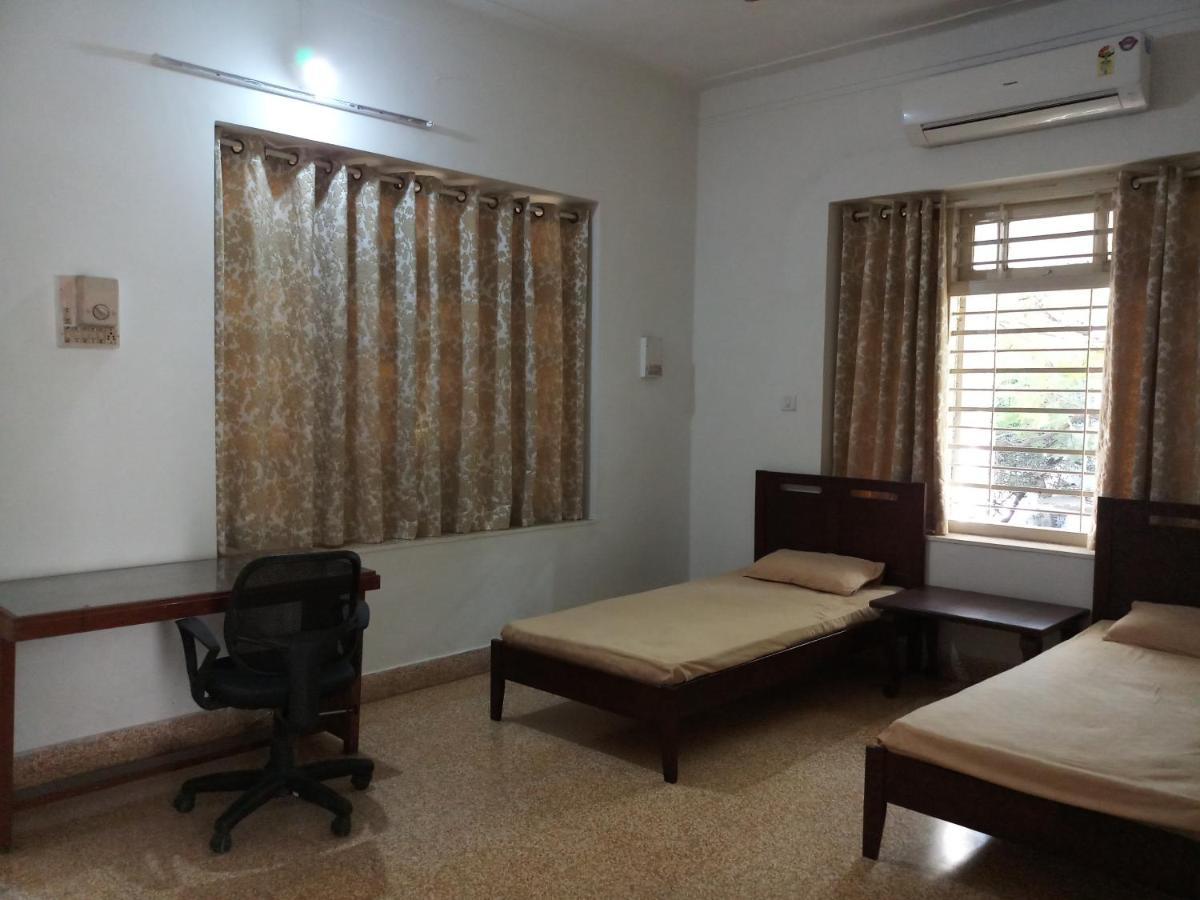 Srinekatan Heritage Villa Homestay أحمد أباد المظهر الخارجي الصورة