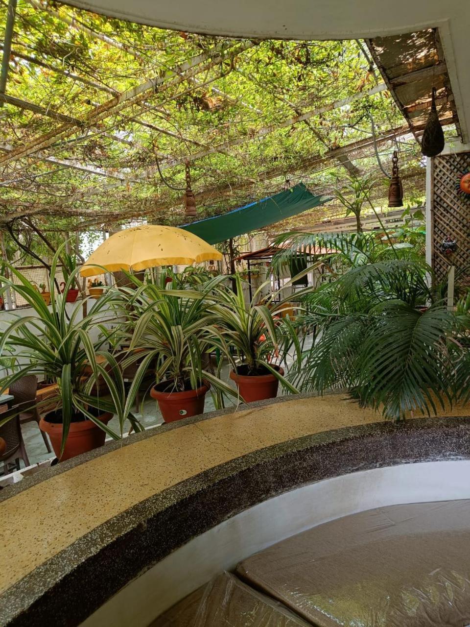Srinekatan Heritage Villa Homestay أحمد أباد المظهر الخارجي الصورة